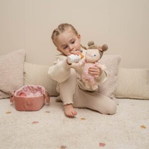 בובת תינוקת רוזה בעריסה Little Dutch