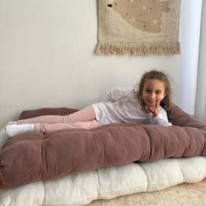 כרית רביצה פשתן ויסקוזה- צבע חום שוקולד